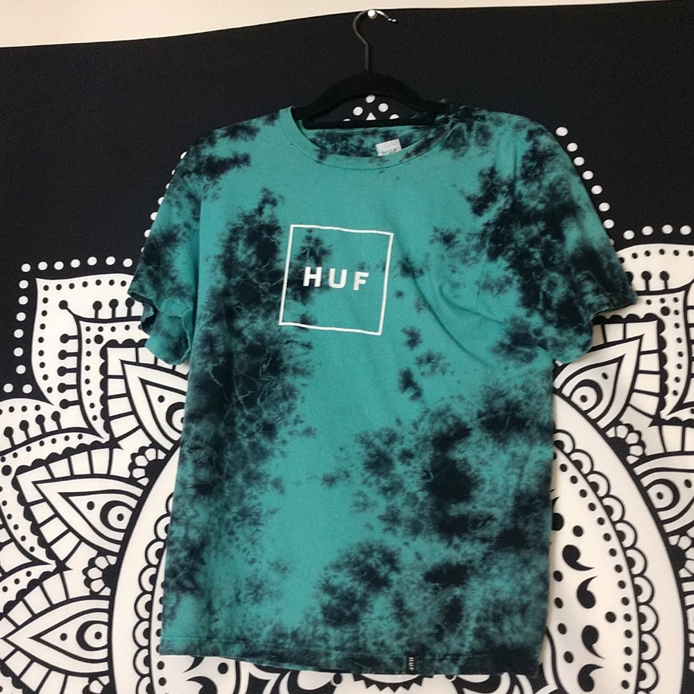 HUF shirt